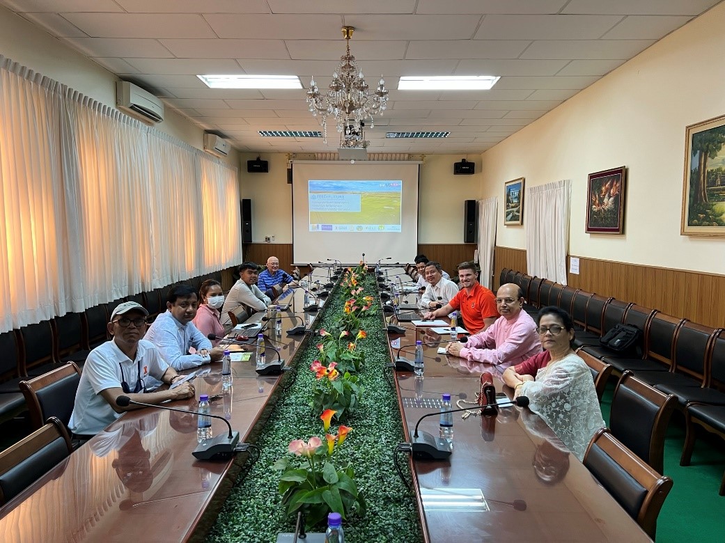 ASMC project members from UIUC, Bangladesh Agricultural University and the Royal University of Agriculture in Cambodia meet